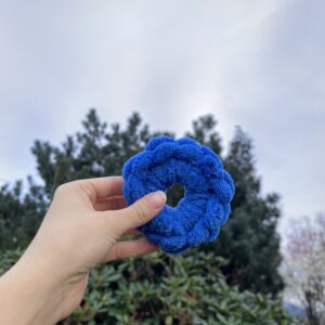 Puffy scrunchies - královská modrá
