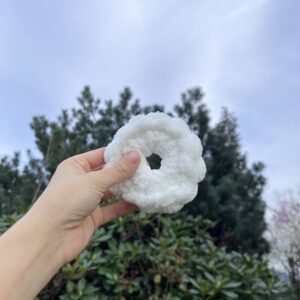 Puffy scrunchies - bílá